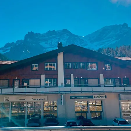 Apartment Im Modernen Alpenstyle *